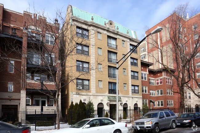 Building Photo - 5726 N. Winthrop