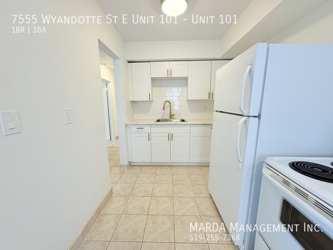 Photo du bâtiment - NEWLY RENOVATED 1-BEDROOM/1-BATH APARTMENT...