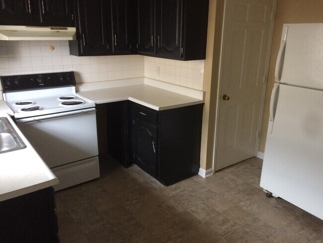 Foto del edificio - 902 Villa Dr