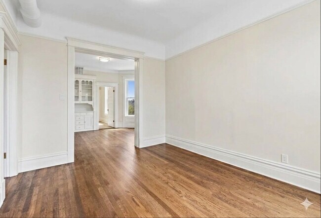 Foto del edificio - 3751 N Clifton Ave