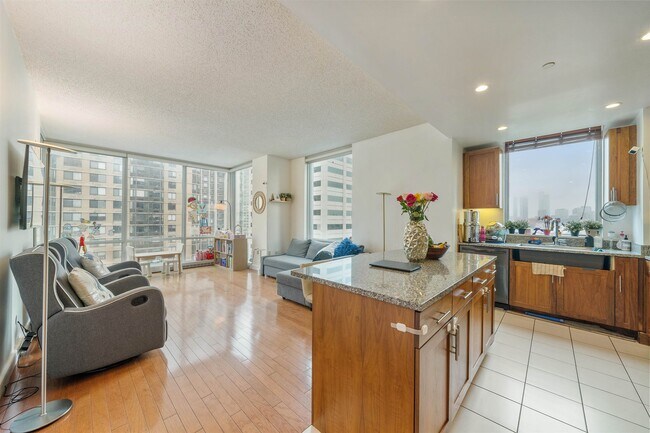 Foto del edificio - 20 Newport Pkwy