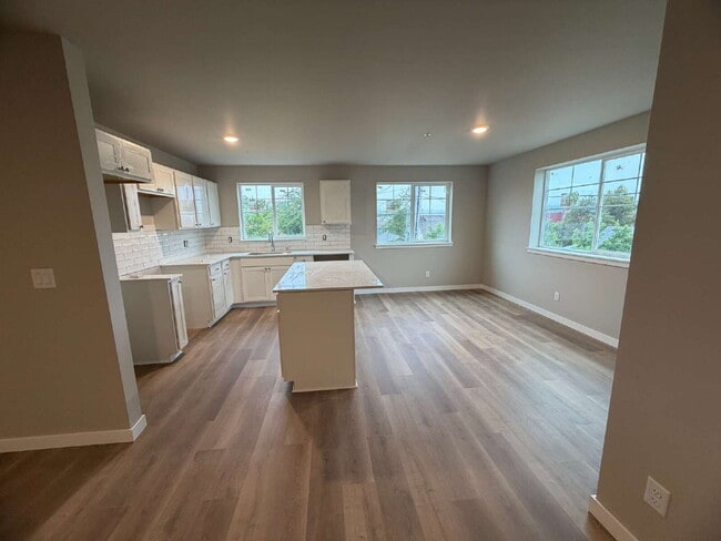 Building Photo - New Construction in Charming Eatonville