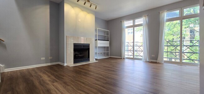 Foto del edificio - 1502 S Prairie Ave