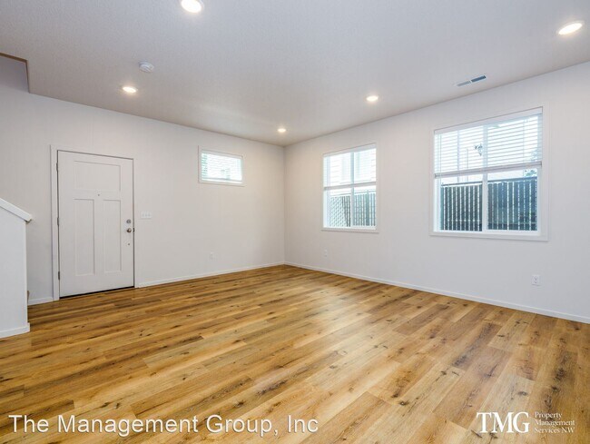 Foto del edificio - 3 br, 2.5 bath House - 3310 E 36th Court