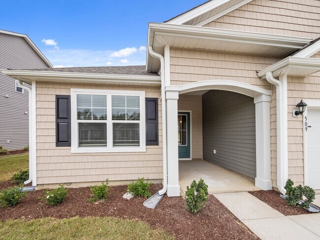 Foto del edificio - 3 Bedroom Home in WATERSIDE!