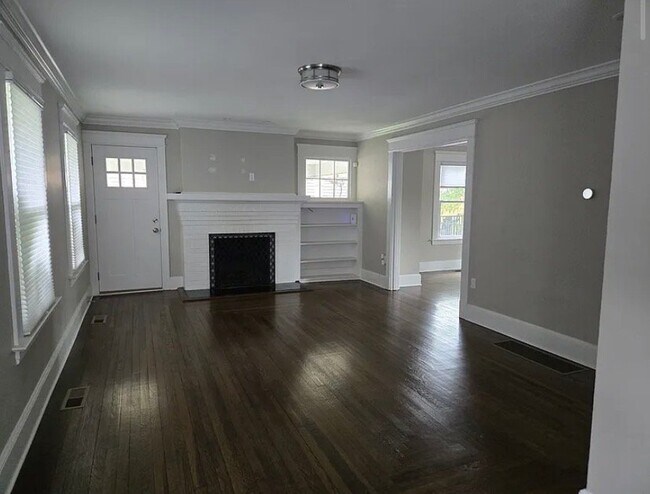 Foto del edificio - 30 Maplewood Rd