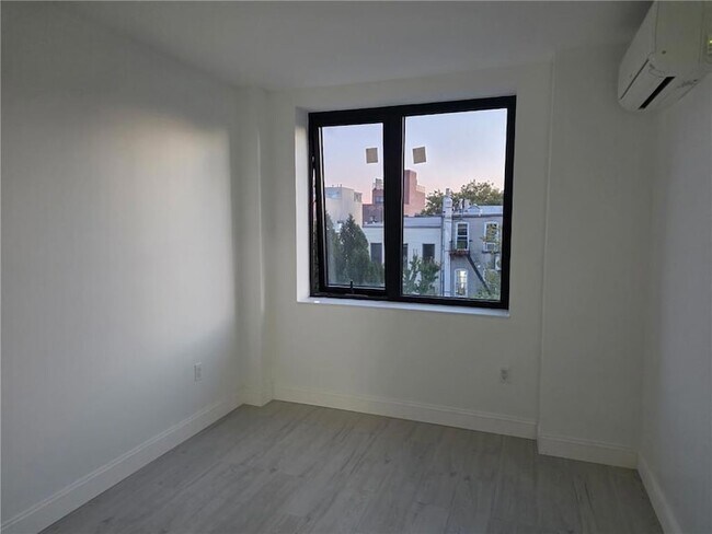 Foto del edificio - 526 56th St