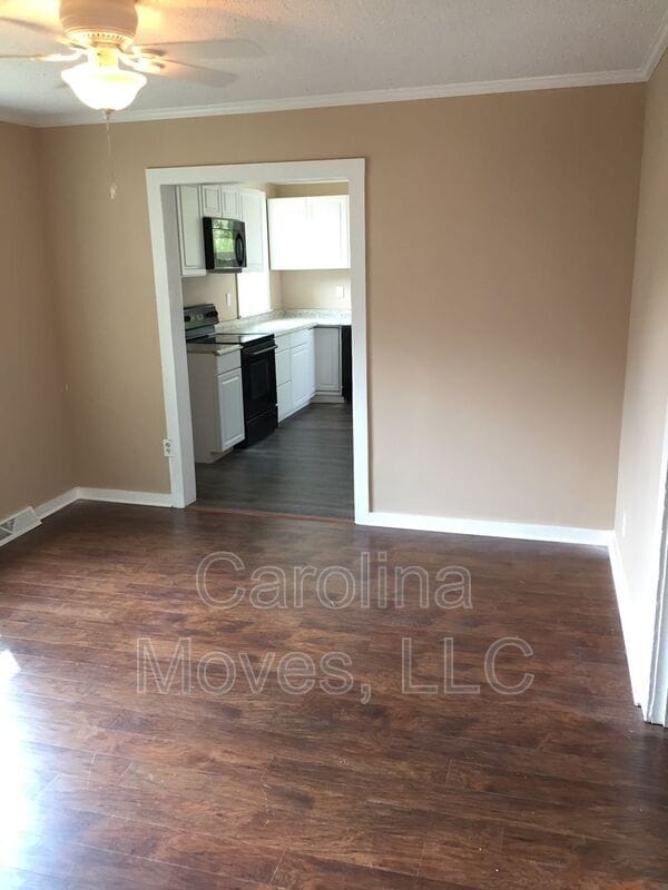 Building Photo - 403 McCrary St
