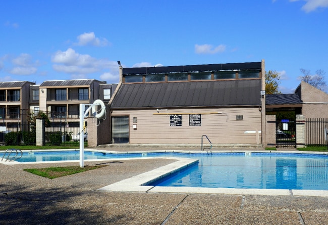 Photo - 206 Plaza Verde Dr Apartment