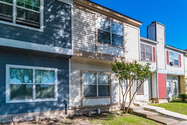 Foto del edificio - NORTH EAST I.S.D.