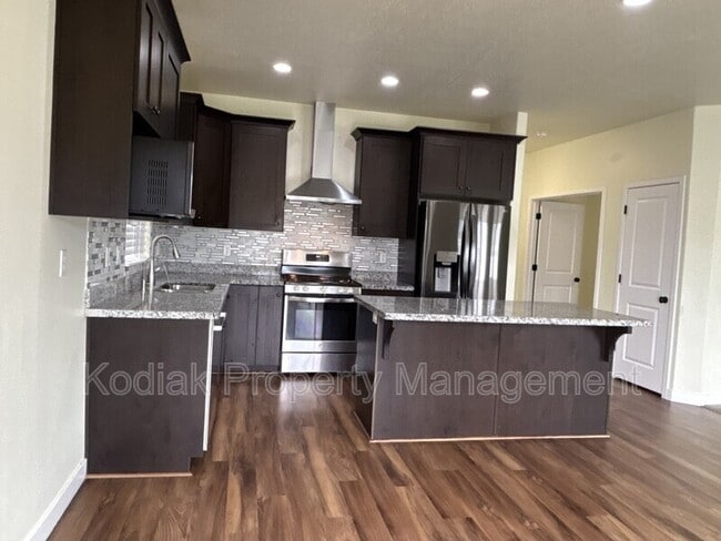 Foto del edificio - 12724 S Quail Lake Dr