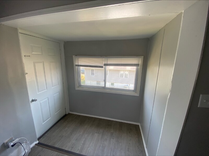 413 Chase Ave Unit 2, Joliet, IL 60432 Apartment for Rent in Joliet