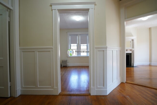 Building Photo - 1788 Beacon St