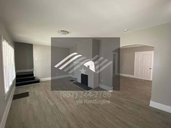 Foto del edificio - 1004 W Fairview Ave