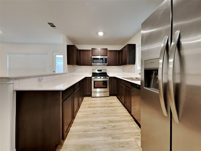 Building Photo - 22327 San Damiano St