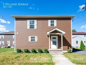 Building Photo - 5 Hillside Ave