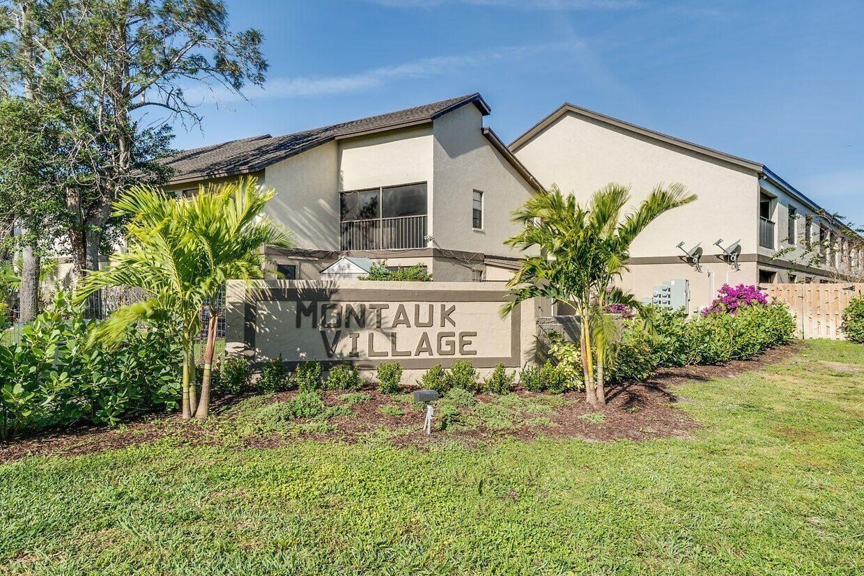 1647 Cabot Lane A10 Wellington Fl 33414 - 1647  Cabot Lane A10 Wellington Fl 33414