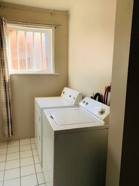 Photo du bâtiment - 412 Prince Rd