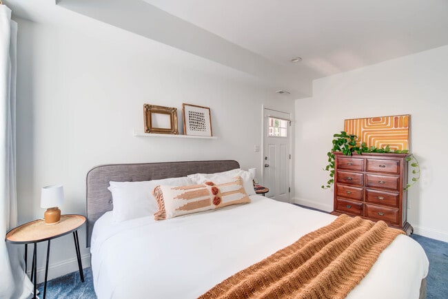 Foto del edificio - 4223 Grant St NE