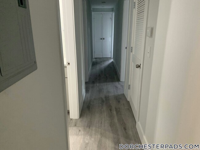 Building Photo - 86 Fayston St