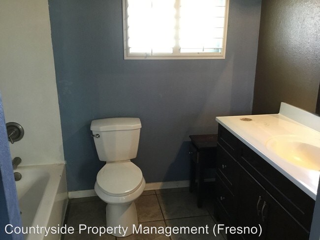 Building Photo - 3 br, 2 bath House - 271 W. Almy Avenue