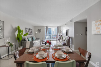 Building Photo - 1200 Brickell Bay Dr