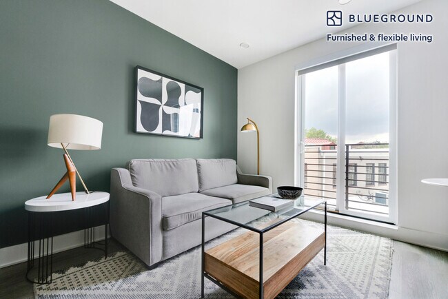 Building Photo - 816 Potomac Ave SE