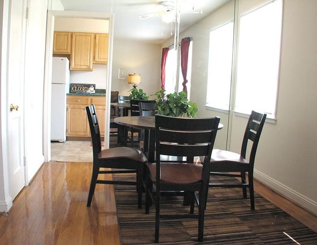 Lochwood Apartments Rentals Baltimore, MD