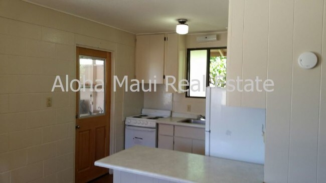 Building Photo - 236 Lono Ave