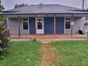 Building Photo - 713 N Chamberlain Ave