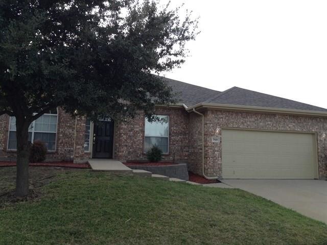 Primary Photo - 7920 Desert Rose Ct