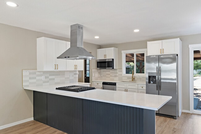 Building Photo - 8408 Dalton Dr SW