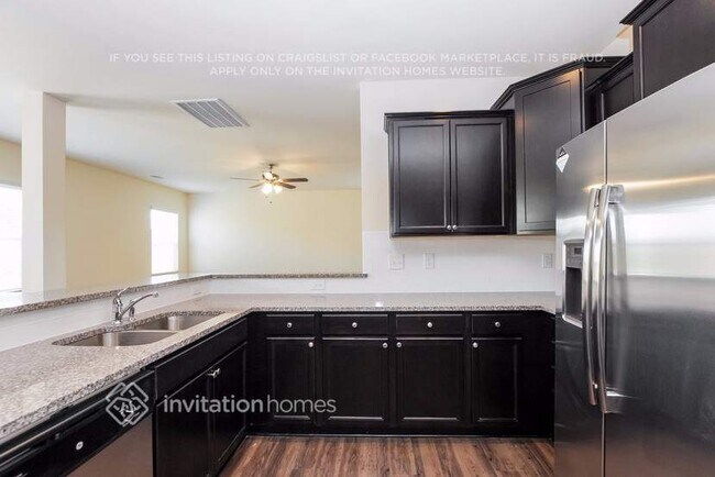 Foto del edificio - 179 Sassafras Rd