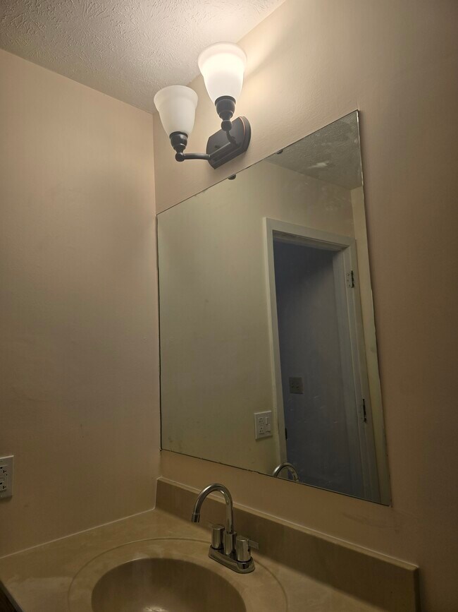 Foto del edificio - 941 Wittenberg Dr