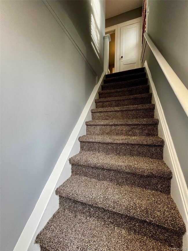 Building Photo - 112 Central Ave