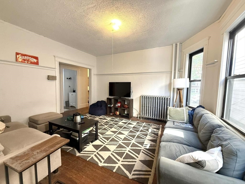 Primary Photo - 24 University Rd