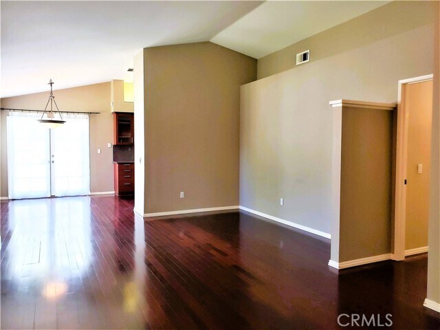 Building Photo - 2803 Ravenwood Ct
