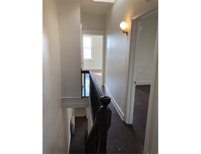 Building Photo - 1702 E 28th Street