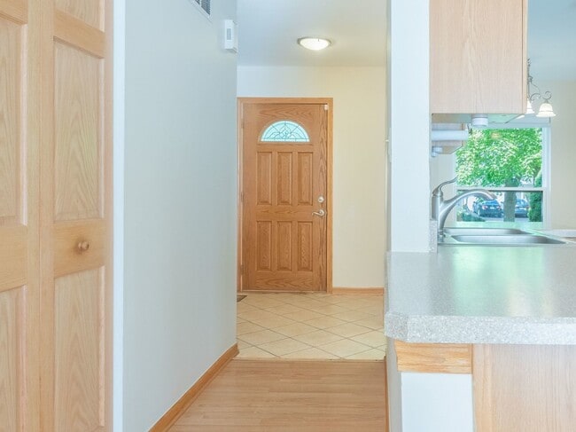 Building Photo - 1881 Appaloosa Dr