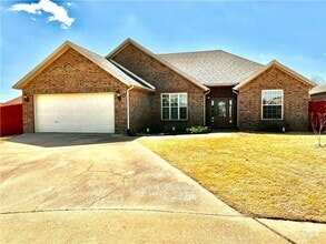Building Photo - 1101 Shiraz Dr