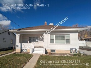 Building Photo - 123 E 200 S