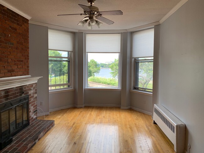 Foto del edificio - 482 Beacon St