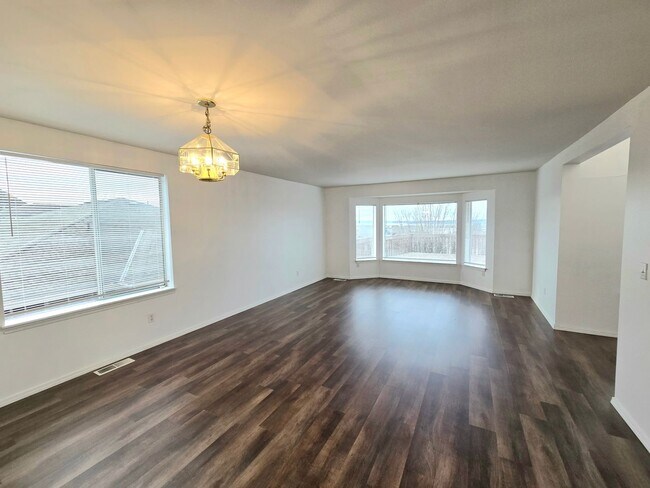 Foto del edificio - 3 Bedroom 2.5 Bath in Marysville