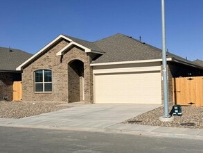 Building Photo - 6418 Patrick Clay Dr