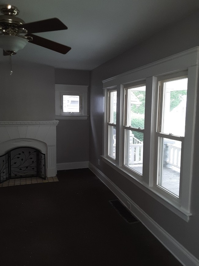 Building Photo - 3454 E 110th St