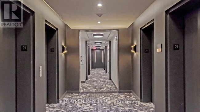 Building Photo - 101 Erskine Ave