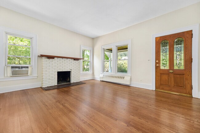 Building Photo - 87 Watchung Ave