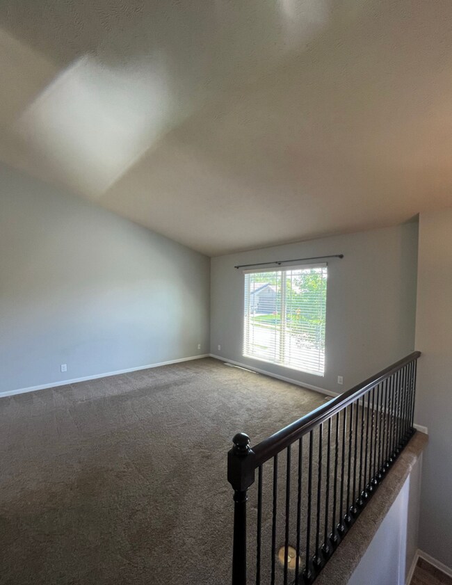 Building Photo - Modern Comfort & Convenience In Prime Loca...