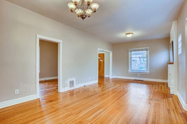Foto del edificio - 745 S Grant St