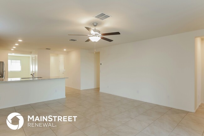 Building Photo - 9004 S 254th Dr